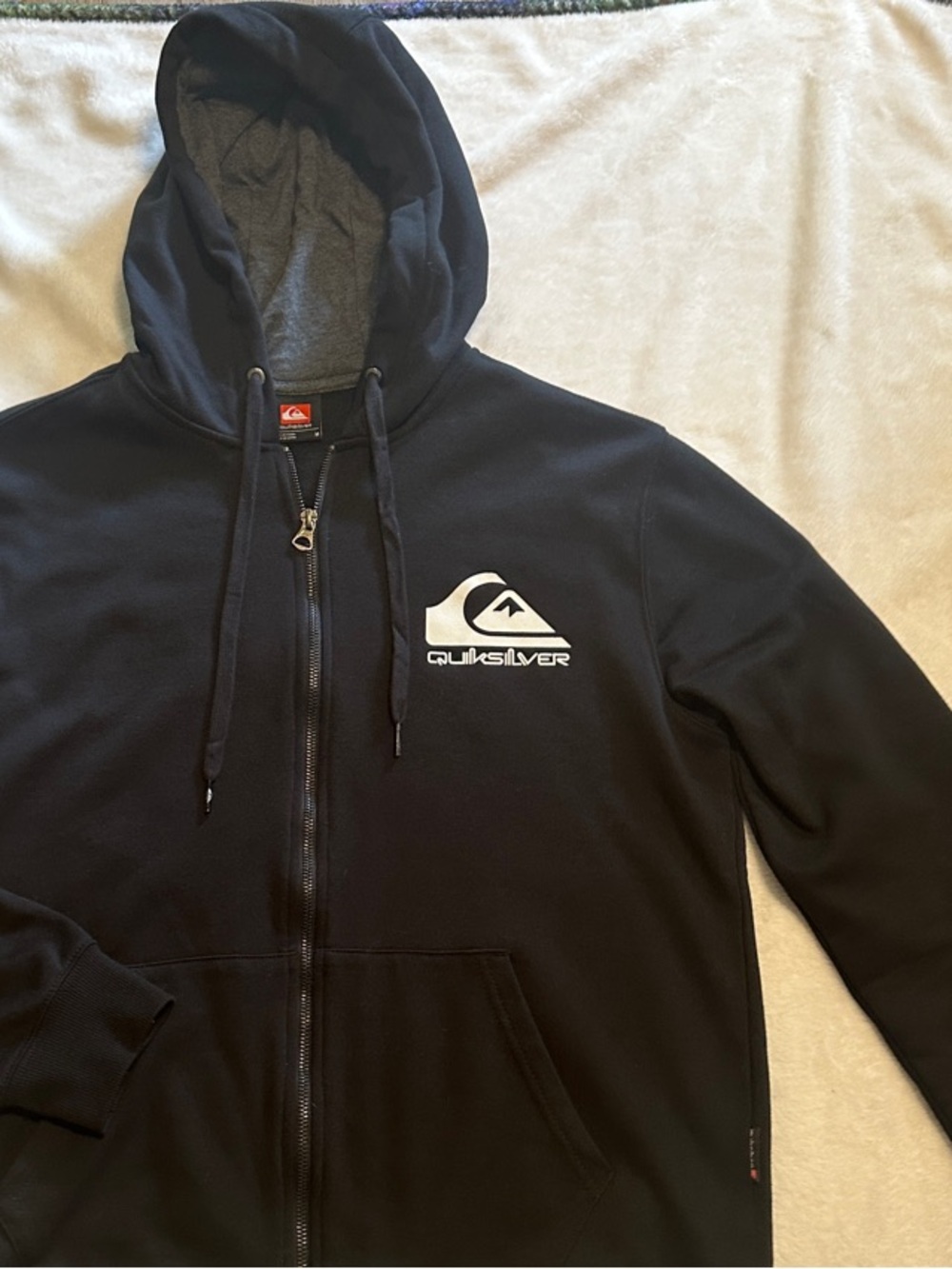 Quiksilver Black Full-Zip Hoodie with White Chest Logo size M